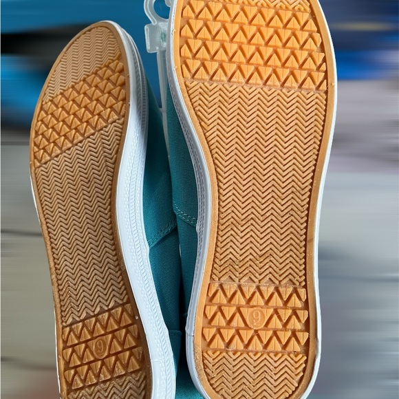 Universal Thread Teal Canvas Sneakers - Picture 5 of 5